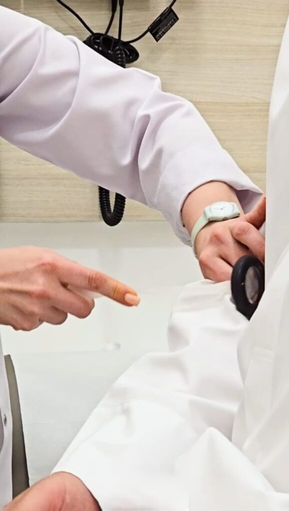 استشاري طب الأعصاب الدكتور أوزليم أوزديمير الدوحة قطر طب الأعصاب